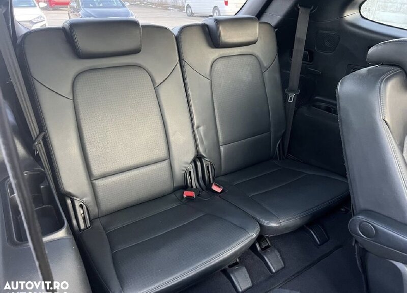 Hyundai GRAND SANTA FE